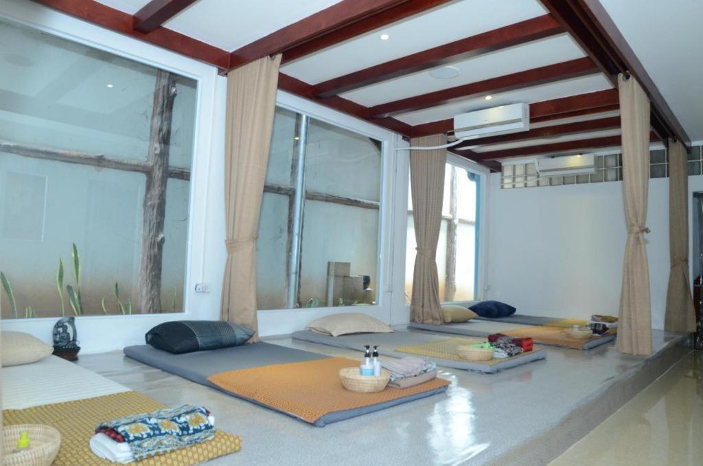 Leuxay Hotel Vientiane Buitenkant foto