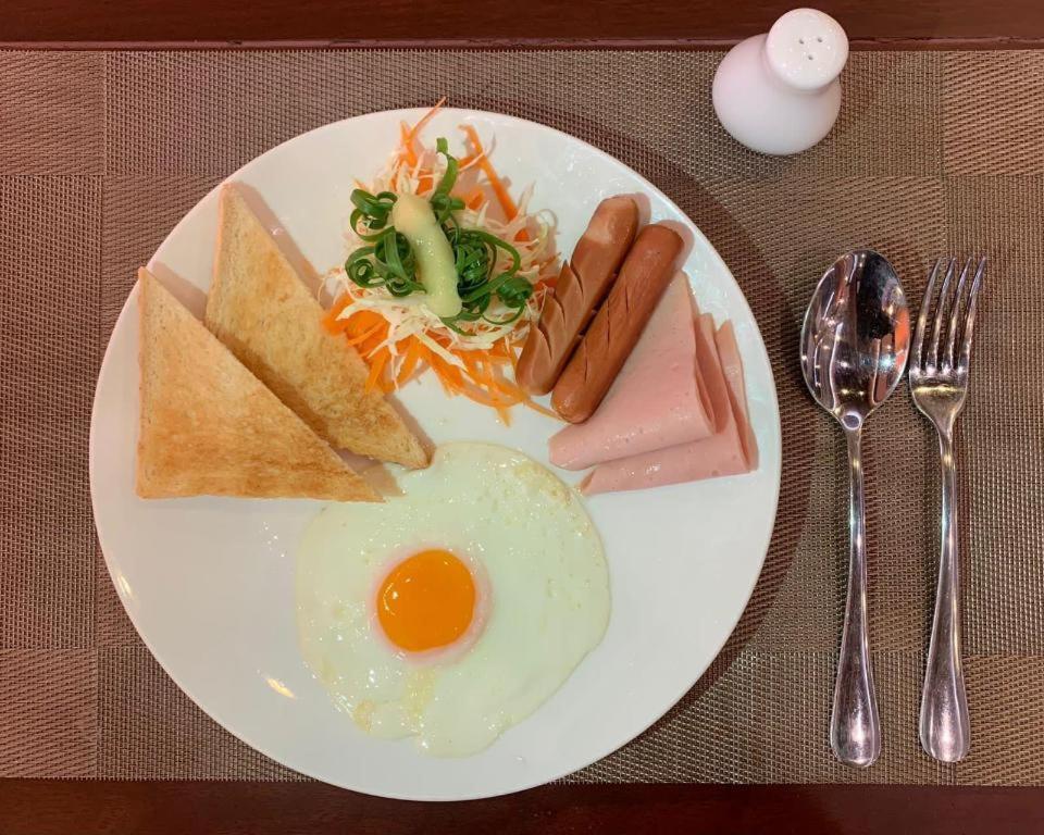 Leuxay Hotel Vientiane Buitenkant foto