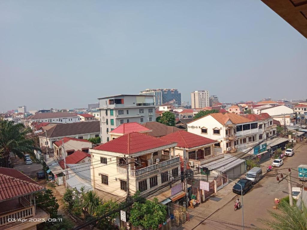 Leuxay Hotel Vientiane Buitenkant foto