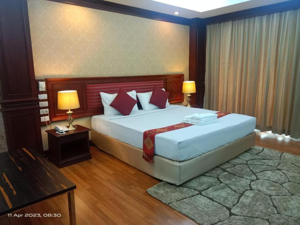 Leuxay Hotel Vientiane Buitenkant foto